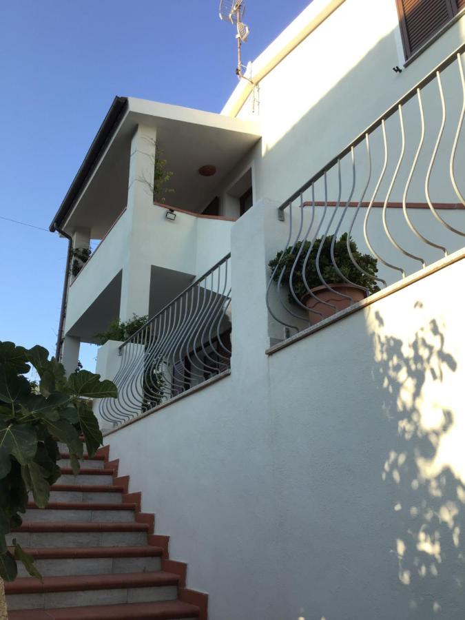 L'Asfodelo Bed & Breakfast ลามัดดาเลนา ภายนอก รูปภาพ